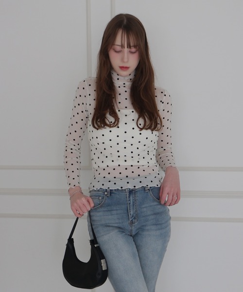 CeLess(セレス)の「High-neck Sheer Dot Slim Top / ハイネック シアードット スリムトップ(Tシャツ/カットソー・レディース・ホワイト/ブラック・FREE)」の7枚目の写真