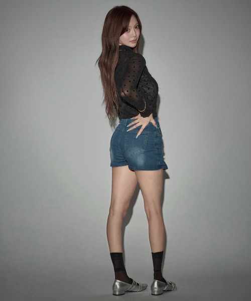 CeLess(セレス)の「High-neck Sheer Dot Slim Top / ハイネック シアードット スリムトップ(Tシャツ/カットソー・レディース・ホワイト/ブラック・FREE)」の19枚目の写真