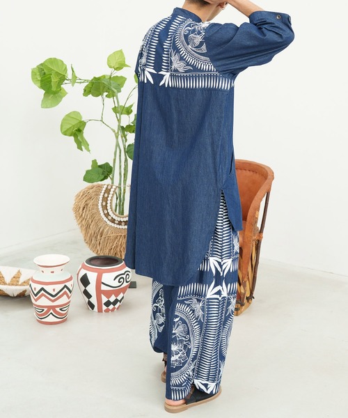 チャイハネ（チャイハネ）の「【チャイハネ】マナリカMEN'Sバンドカラーロングシャツ（シャツ/ブラウス・メンズ・インディゴブルー/ライトインディゴブルー・FREE）」の13枚目の写真