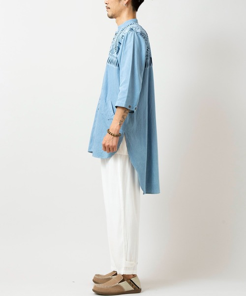 チャイハネ（チャイハネ）の「【チャイハネ】マナリカMEN'Sバンドカラーロングシャツ（シャツ/ブラウス・メンズ・インディゴブルー/ライトインディゴブルー・FREE）」の4枚目の写真