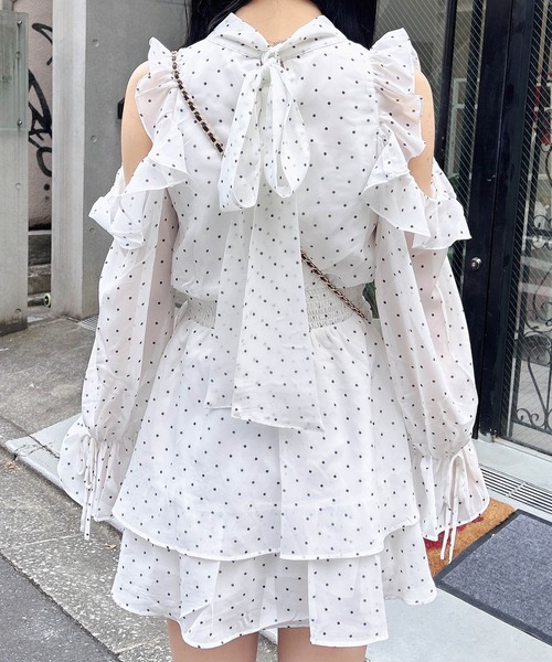 INGNI（イング）の「2Wayリボン肩あきフリルミニワンピース（ワンピース・レディース・ブラック系/ネイビー系2/ホワイト系その他3・M）」の8枚目の写真