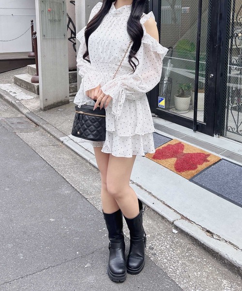 INGNI（イング）の「2Wayリボン肩あきフリルミニワンピース（ワンピース・レディース・ブラック系/ネイビー系2/ホワイト系その他3・M）」の10枚目の写真