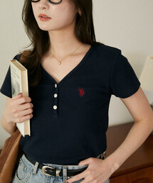 U.S. POLO ASSN.（ユーエスポロアッスン）の「U.S. POLO ASSN. × PUBLUX/ユーエスポロアッスン 別注 ヘンリーネック Tシャツ　限定展開（Tシャツ/カットソー・レディース）」
