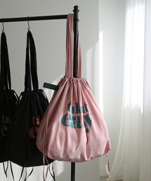 colleca la（コレカラ）の「［コンパクトにたためる］ロゴプリント巾着トートバッグ（トートバッグ）」