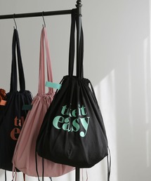 colleca la（コレカラ）の「［コンパクトにたためる］ロゴプリント巾着トートバッグ（トートバッグ）」