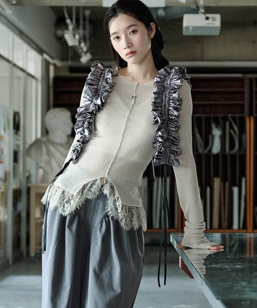 akiki　レース　ニット セール】lace-trimmed lame sheer knit ヘムレースラメシアーニット