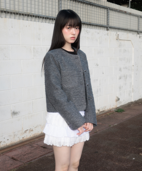 ROSEFRANTZ（ロゼフランツ）の「Classic Button Crop Tweed Jacket [Charcoal]（その他アウター・レディース・ダークグレー・OS）」の4枚目の写真