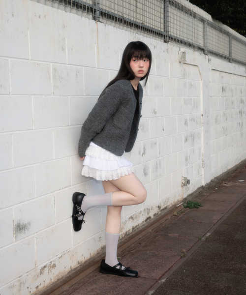 ROSEFRANTZ（ロゼフランツ）の「Classic Button Crop Tweed Jacket [Charcoal]（その他アウター・レディース・ダークグレー・OS）」の6枚目の写真