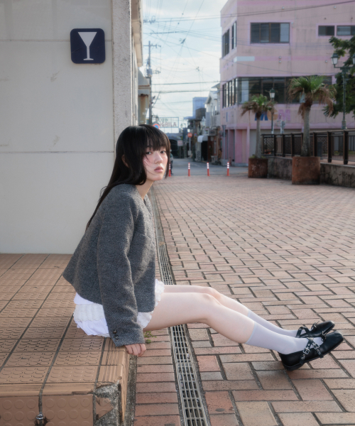 ROSEFRANTZ（ロゼフランツ）の「Classic Button Crop Tweed Jacket [Charcoal]（その他アウター・レディース・ダークグレー・OS）」の13枚目の写真