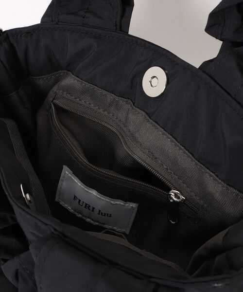 SALON de RUBAN（サロンドルヴァン）の「【SALON de RUBAN / サロン ド ルヴァン】 FURI luu ミニショルダーバッグ（ショルダーバッグ・レディース・ブラック・FREE）」の4枚目の写真