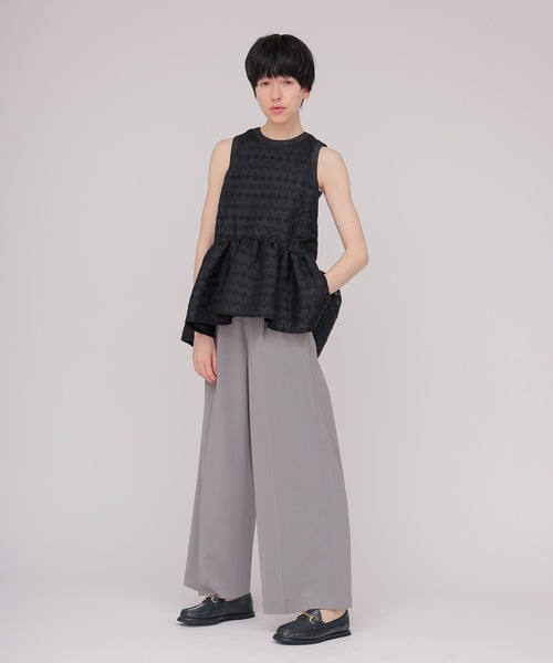 TSURU by Mariko Oikawa（ツルバイマリコオイカワ）の「TSURU by Mariko Oikawa / Matine.R(スパンコールスリーブレスブラウス BL-1265030)（シャツ/ブラウス・レディース・ブラック・38）」の8枚目の写真