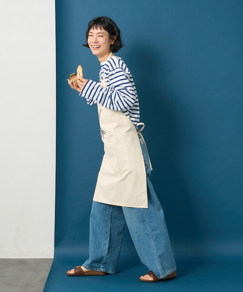 FREAK'S STORE(フリークスストア)の「藤本美貴 × FREAK'S STORE/フリークスストア メッセージ ロゴ エプロン(エプロン・レディース・ブラウン/レッド/ネイビー/オフホワイト・ONE SIZE)」の11枚目の写真