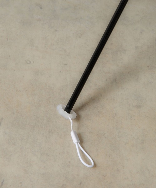 COLONY 2139（コロニートゥーワンスリーナイン）の「100g 超軽量晴雨兼用 折り畳み傘（折りたたみ傘・レディース・ホワイト/ブラック・FREE）」の11枚目の写真