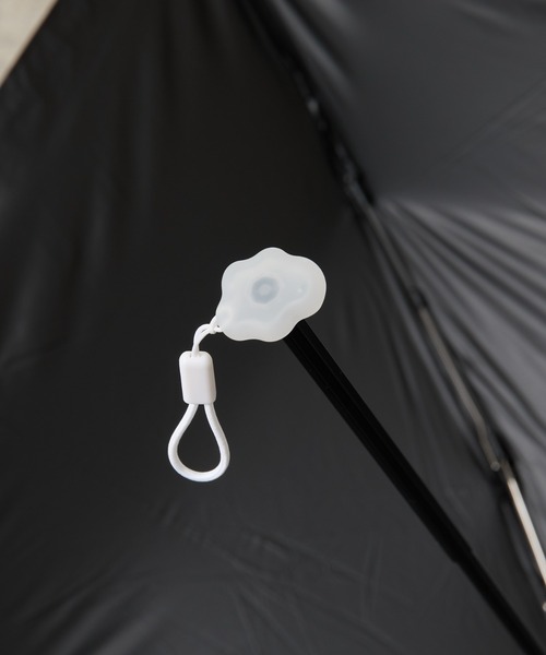 COLONY 2139（コロニートゥーワンスリーナイン）の「100g 超軽量晴雨兼用 折り畳み傘（折りたたみ傘・レディース・ホワイト/ブラック・FREE）」の15枚目の写真