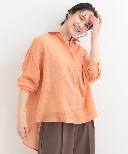 SHOO・LA・RUE(シューラルー)の「【体型カバー】前後差デザインで即こなれ見え ゆるシルエットシャツ(シャツ/ブラウス・レディース・イエロー系その他/ブラウン系/ブラック/ブルー・00)」の13枚目の写真