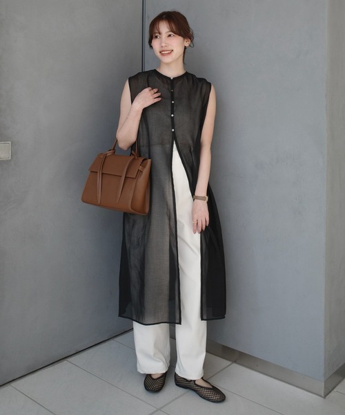 qualite(カリテ)の「ソフトオーガンジーロングブラウス 夏服 オフィスカジュアル レイヤード ワンピース(シャツ/ブラウス・レディース・セージグリーン/ブラック・フリー)」の1枚目の写真