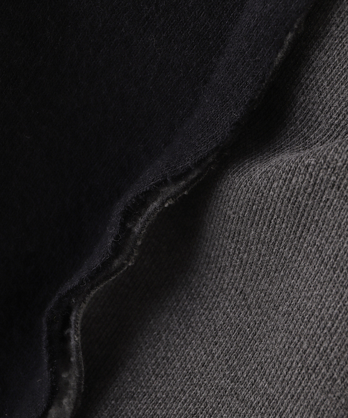 DISCOVERED(ディスカバード)の「DISCOVERED / ディスカバード Band Tee Dolman Zip Hoodie(パーカー・メンズ・ブラック・FREE)」の3枚目の写真