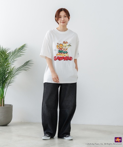 DISCUS(ディスカス)の「【DISCUS/ディスカス】【選べる丈感・ガーフィールド】DISCUS×GARFIELD コラボTシャツ クロップド短丈・ルーズシルエット(Tシャツ/カットソー・レディース・ブラック系その他/ホワイト系その他2/ブラック系その他2/ホワイト系その他・LARGE/MEDIUM)」の16枚目の写真
