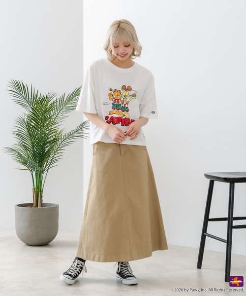 DISCUS(ディスカス)の「【DISCUS/ディスカス】【選べる丈感・ガーフィールド】DISCUS×GARFIELD コラボTシャツ クロップド短丈・ルーズシルエット(Tシャツ/カットソー・レディース・ブラック系その他/ホワイト系その他2/ブラック系その他2/ホワイト系その他・LARGE/MEDIUM)」の9枚目の写真