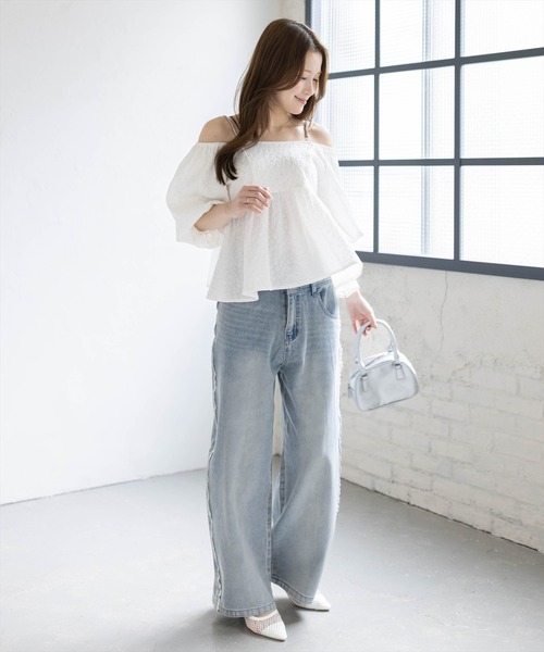 clear（クリア）の「肩ビジュー2wayラインストーンフクレジャガードブラウス[骨格ウェーブ 大人 フェミニン 上品]（シャツ/ブラウス・レディース・オフホワイト/ベージュ/ブラック・F）」の21枚目の写真