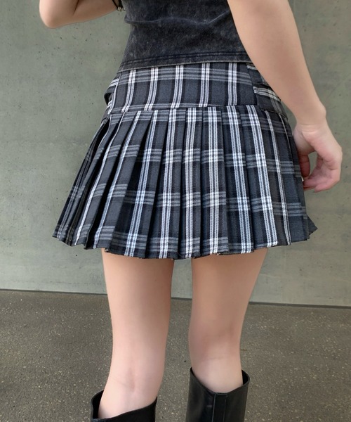 VEILA(ヴェイラ)の「チェック柄プリーツスカート(スカート・レディース・カーキ/ブラック・S/M/L)」の7枚目の写真