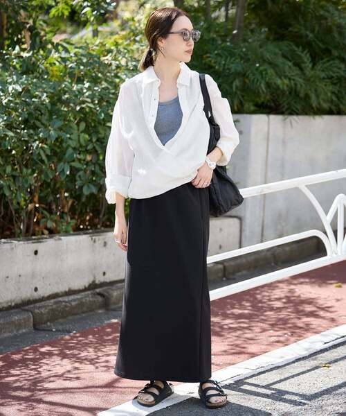 SLOBE IENA(スローブイエナ)の「リネンコットンカシュクールシャツ(シャツ/ブラウス・レディース・ネイビー/ベージュ/ピンク/ホワイト・FREE)」の11枚目の写真