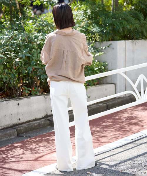 SLOBE IENA(スローブイエナ)の「リネンコットンカシュクールシャツ(シャツ/ブラウス・レディース・ネイビー/ベージュ/ピンク/ホワイト・FREE)」の22枚目の写真