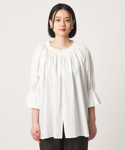 A DAY IN THE LIFE UNITED ARROWS(アデイインザライフユナイテッドアローズ)の「コットン ギャザーネック 2WAY シャツブラウス <A DAY IN THE LIFE>(シャツ/ブラウス・レディース・オフホワイト/ブラック・FREE)」の9枚目の写真