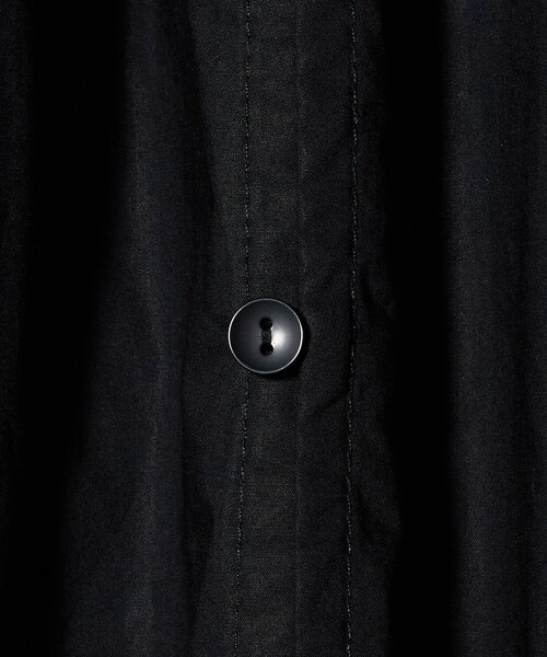 A DAY IN THE LIFE UNITED ARROWS(アデイインザライフユナイテッドアローズ)の「コットン ギャザーネック 2WAY シャツブラウス <A DAY IN THE LIFE>(シャツ/ブラウス・レディース・オフホワイト/ブラック・FREE)」の16枚目の写真