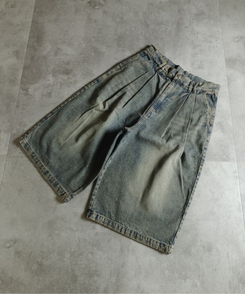 many men many mind(メニーメンメニーマインド)の「MANYMENMANYMINDS / 泥加工デニム/タックワイドショートパンツ(デニムパンツ・メンズ・サックスブルー/ブラック/ブルー・LARGE/MEDIUM)」の3枚目の写真