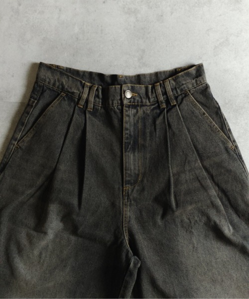 many men many mind(メニーメンメニーマインド)の「MANYMENMANYMINDS / 泥加工デニム/タックワイドショートパンツ(デニムパンツ・メンズ・サックスブルー/ブラック/ブルー・LARGE/MEDIUM)」の16枚目の写真