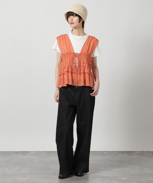 LAKOLE（ラコレ）の「カットオフワイドデニムパンツ / 659840（デニムパンツ・レディース・ブラック/インディゴブルー/ベージュ・LARGE/MEDIUM）」の9枚目の写真