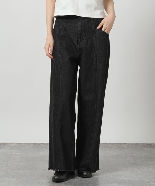 LAKOLE（ラコレ）の「カットオフワイドデニムパンツ / 659840（デニムパンツ・レディース・ブラック/インディゴブルー/ベージュ・LARGE/MEDIUM）」の10枚目の写真