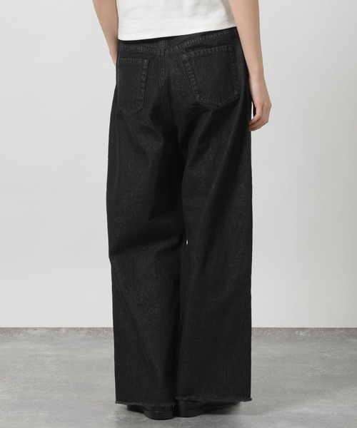 LAKOLE（ラコレ）の「カットオフワイドデニムパンツ / 659840（デニムパンツ・レディース・ブラック/インディゴブルー/ベージュ・LARGE/MEDIUM）」の13枚目の写真