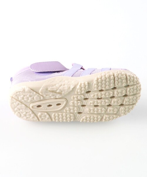 BRANSHES(ブランシェス)の「水抜きソールサンダル(サンダル・キッズ・ブラック/ピンク/ライトグレー/アイボリー/ラベンダー・18.0cm/20.0cm/17.0cm/14.0cm/16.0cm/15.0cm/21.0cm/19.0cm)」の19枚目の写真