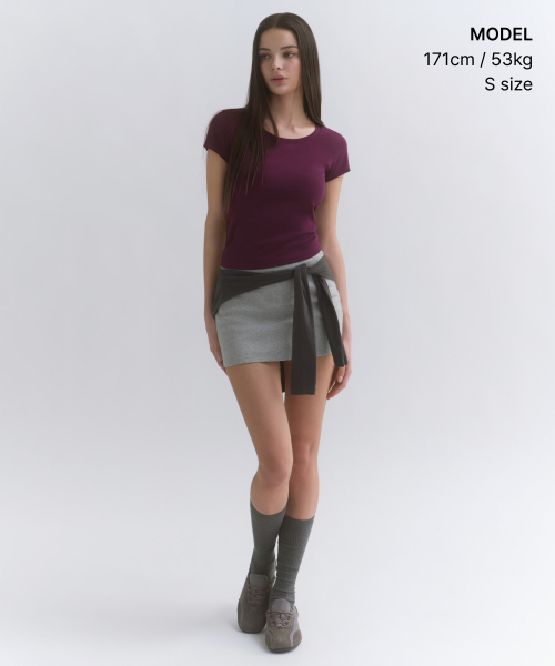 MUSINSA STANDARD WOMAN（ムシンサスタンダードウーマン）の「ウィメンズスリムスクープネックキャップスリーブTシャツ[プラム]（Tシャツ/カットソー・レディース・その他・SMALL/MEDIUM/LARGE/X-SMALL）」の7枚目の写真