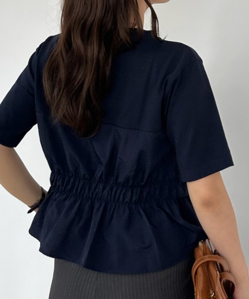 umune(ウムネ)の「Tシャツ 半袖 ビスチェ風 レイヤード風 ドッキング ギャザー シャーリング 切替 体型カバー デザインTシャツ トップス 夏(Tシャツ/カットソー・レディース・ブラウン/ネイビー/チャコールグレー・FREE)」の6枚目の写真