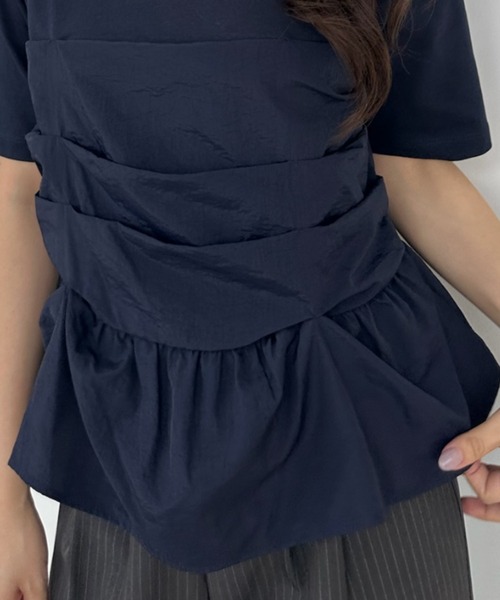 umune(ウムネ)の「Tシャツ 半袖 ビスチェ風 レイヤード風 ドッキング ギャザー シャーリング 切替 体型カバー デザインTシャツ トップス 夏(Tシャツ/カットソー・レディース・ブラウン/ネイビー/チャコールグレー・FREE)」の19枚目の写真