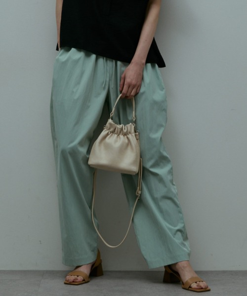 flaeu(フラユ)の「Light Nylon Easy Pants(その他パンツ・レディース・ブラック/ミント/サンドベージュ/テラコッタ・FREE)」の4枚目の写真