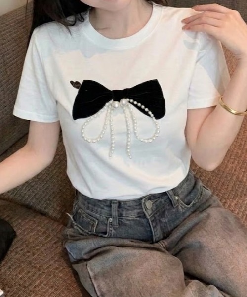 Mejoul(メジュール)の「【2026春夏新作】パールビックリボンモチーフクルーネックTシャツ(Tシャツ/カットソー・レディース・グレー/ブラック/ホワイト・F)」の9枚目の写真