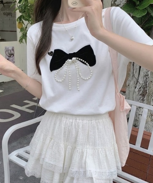 Mejoul(メジュール)の「【2026春夏新作】パールビックリボンモチーフクルーネックTシャツ(Tシャツ/カットソー・レディース・グレー/ブラック/ホワイト・F)」の13枚目の写真