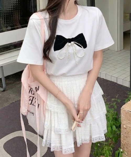 Mejoul(メジュール)の「【2026春夏新作】パールビックリボンモチーフクルーネックTシャツ(Tシャツ/カットソー・レディース・グレー/ブラック/ホワイト・F)」の11枚目の写真