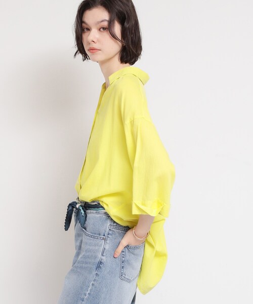 THE SHOP TK (ザ ショップ ティーケー )の「ポジティブカラーが映える バイオウォッシュバックギャザーシャツ(シャツ/ブラウス・レディース・ブルー/イエロー系その他/ピンク系その他/スミクロ・12/13)」の6枚目の写真