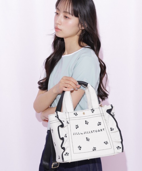 JILL by JILL STUART(ジルバイジルスチュアート)の「【再入荷】<Cherryシリーズ>フリルトートバッグ(トートバッグ・レディース・ブラック/レッド・FREE)」の9枚目の写真