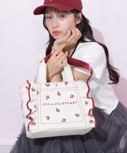 JILL by JILL STUART(ジルバイジルスチュアート)の「【再入荷】<Cherryシリーズ>フリルトートバッグ(トートバッグ・レディース・ブラック/レッド・FREE)」の7枚目の写真