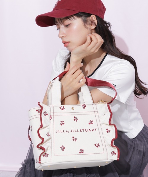 JILL by JILL STUART(ジルバイジルスチュアート)の「【再入荷】<Cherryシリーズ>フリルトートバッグ(トートバッグ・レディース・ブラック/レッド・FREE)」の8枚目の写真