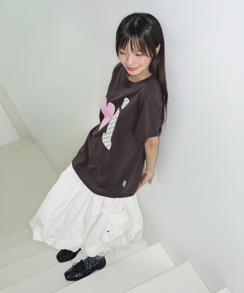 Video Jockey（ビデオジョッキー）の「ビビTシャツ [ディープブラウン]（Tシャツ/カットソー・レディース・ダークブラウン・X-SMALL/MEDIUM/SMALL）」の14枚目の写真