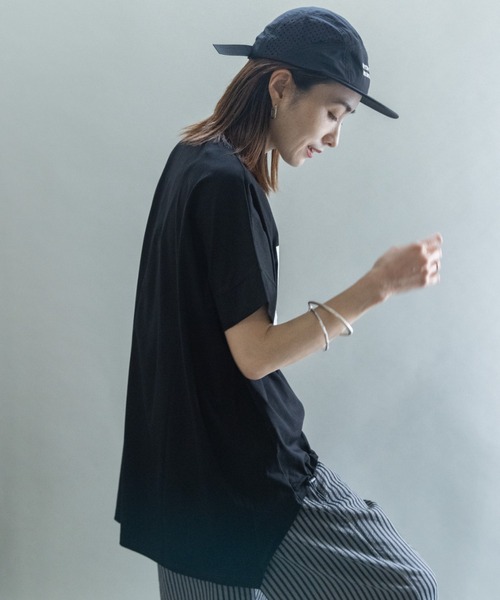 lodie(ロディ)の「シルバーPt オーバーシルエットT(Tシャツ/カットソー・レディース・ブラック/ブルー/オフホワイト/モカ・FREE)」の5枚目の写真