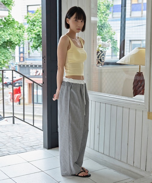 UNE MANSION(ユヌマンション)の「レイヤード風バイカラーフリルクラシカルチェック柄パンツ(その他パンツ・レディース・ネイビー/ピンク・FREE)」の6枚目の写真