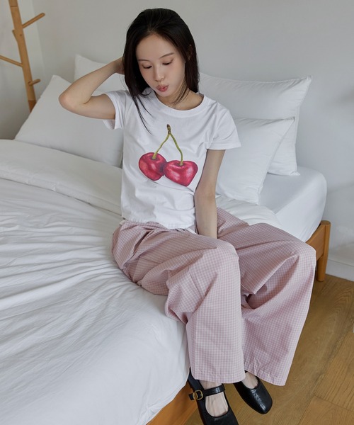 UNE MANSION(ユヌマンション)の「レイヤード風バイカラーフリルクラシカルチェック柄パンツ(その他パンツ・レディース・ネイビー/ピンク・FREE)」の10枚目の写真